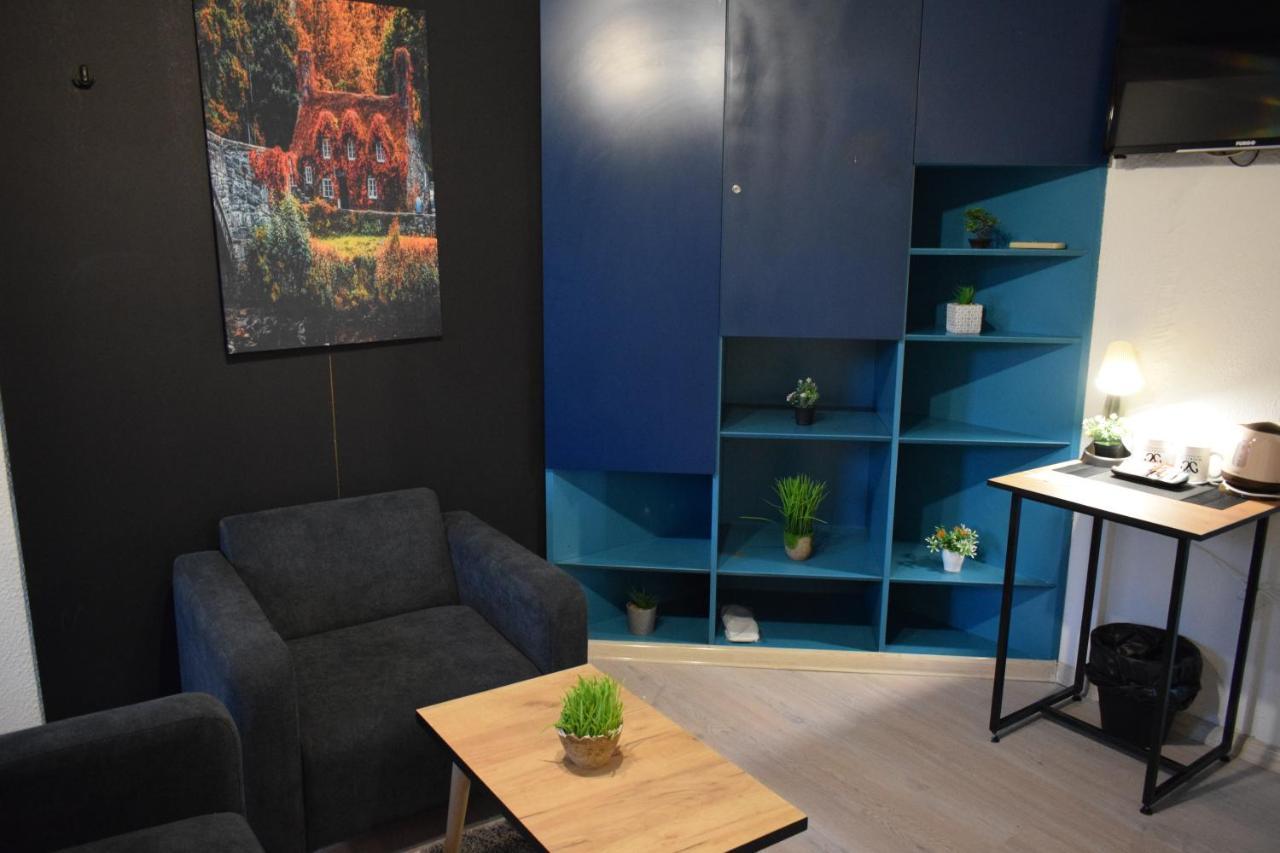 سكوبجي M - Square Private Rooms المظهر الخارجي الصورة