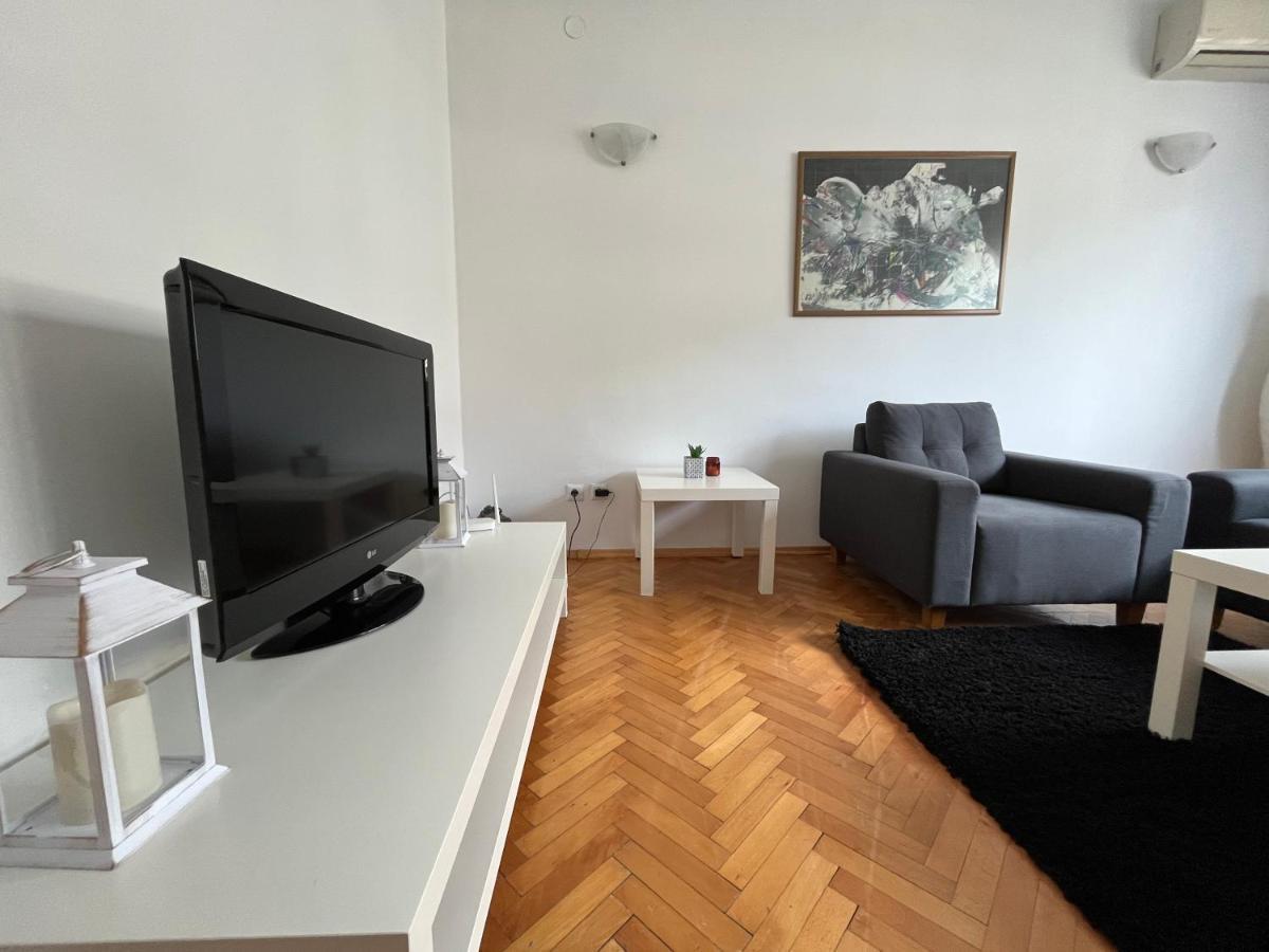 سكوبجي M - Square Private Rooms المظهر الخارجي الصورة