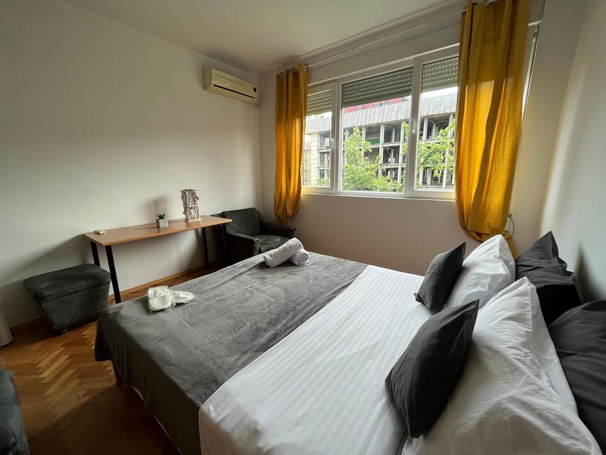سكوبجي M - Square Private Rooms المظهر الخارجي الصورة