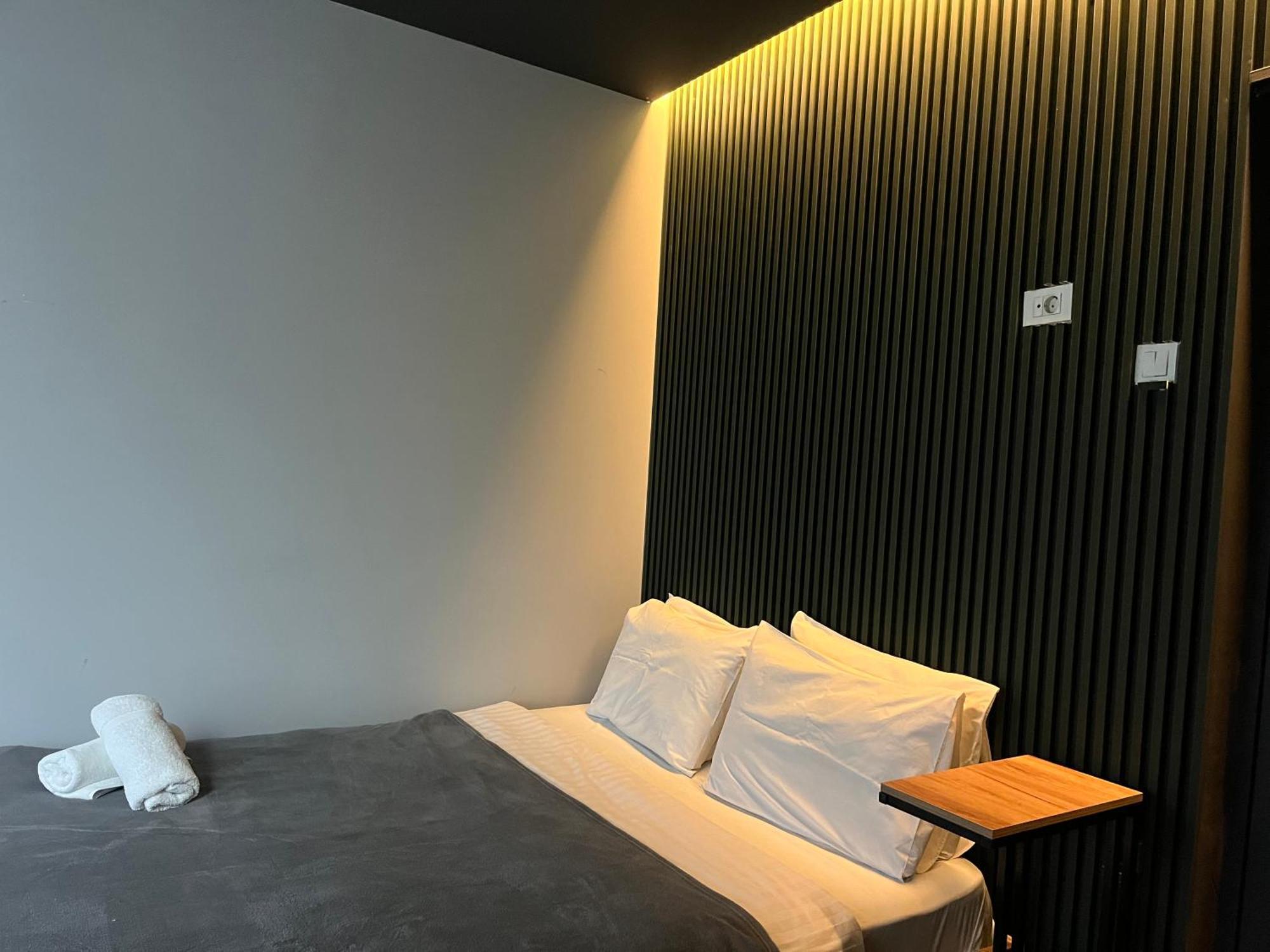 سكوبجي M - Square Private Rooms الغرفة الصورة